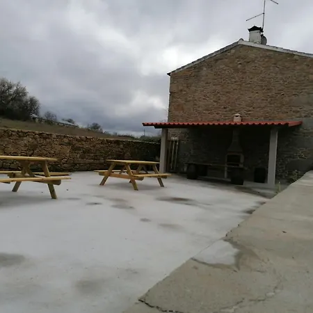 Casa de Férias Casa De Maçaneira *